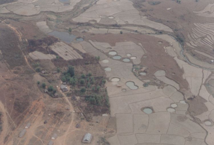 Bomb craters by
peacemaking.com
